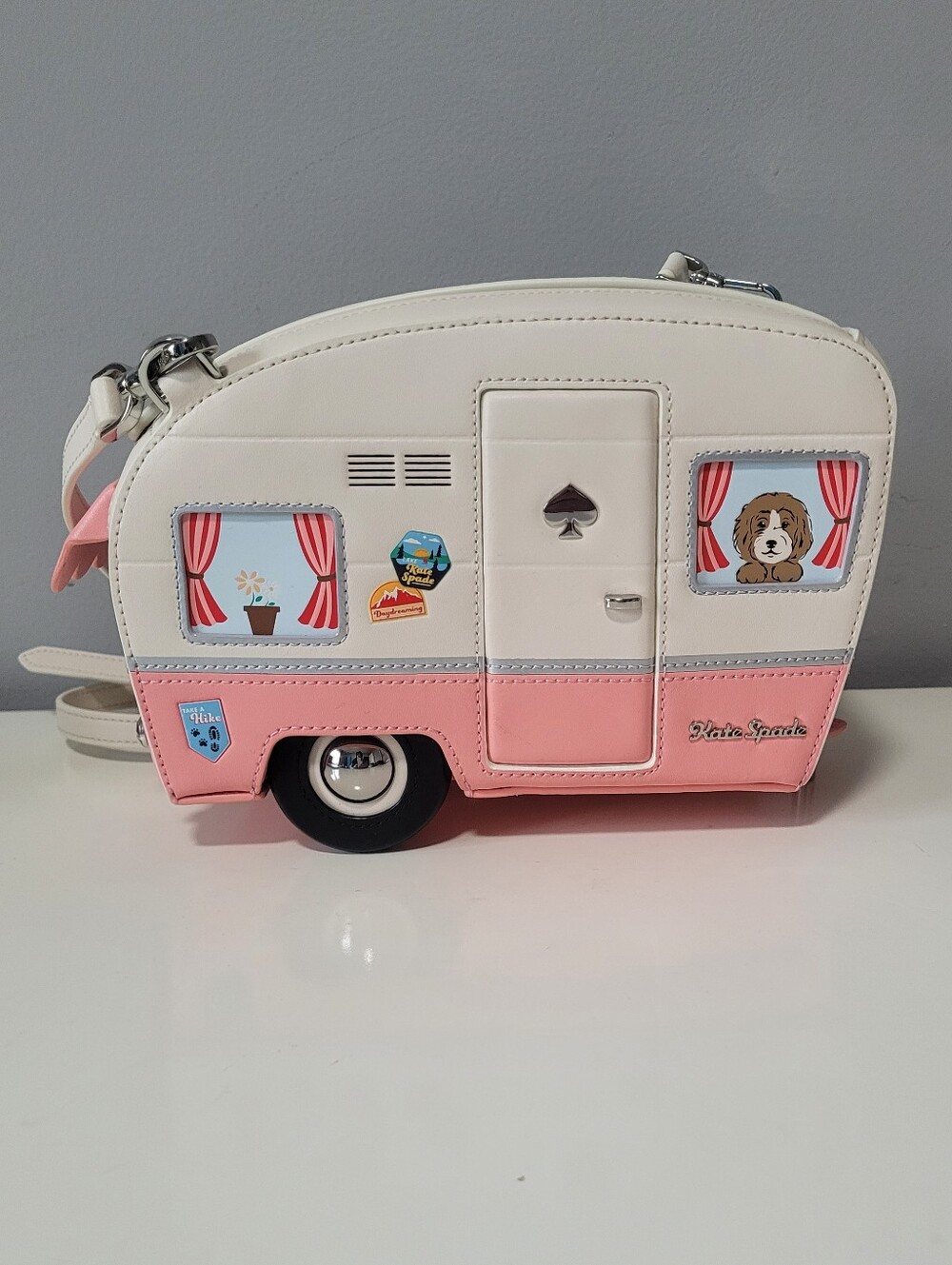 Kate Spade Day Tripper Camper Van Crossbody, VGUC